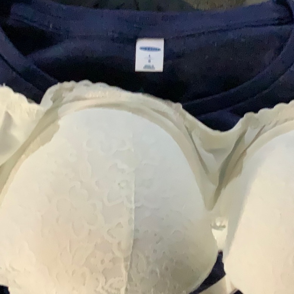 Bra And Long Sleeve Bundle